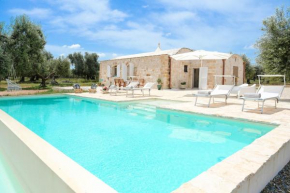 Trullo Delori with infinity Pool Villa Castelli